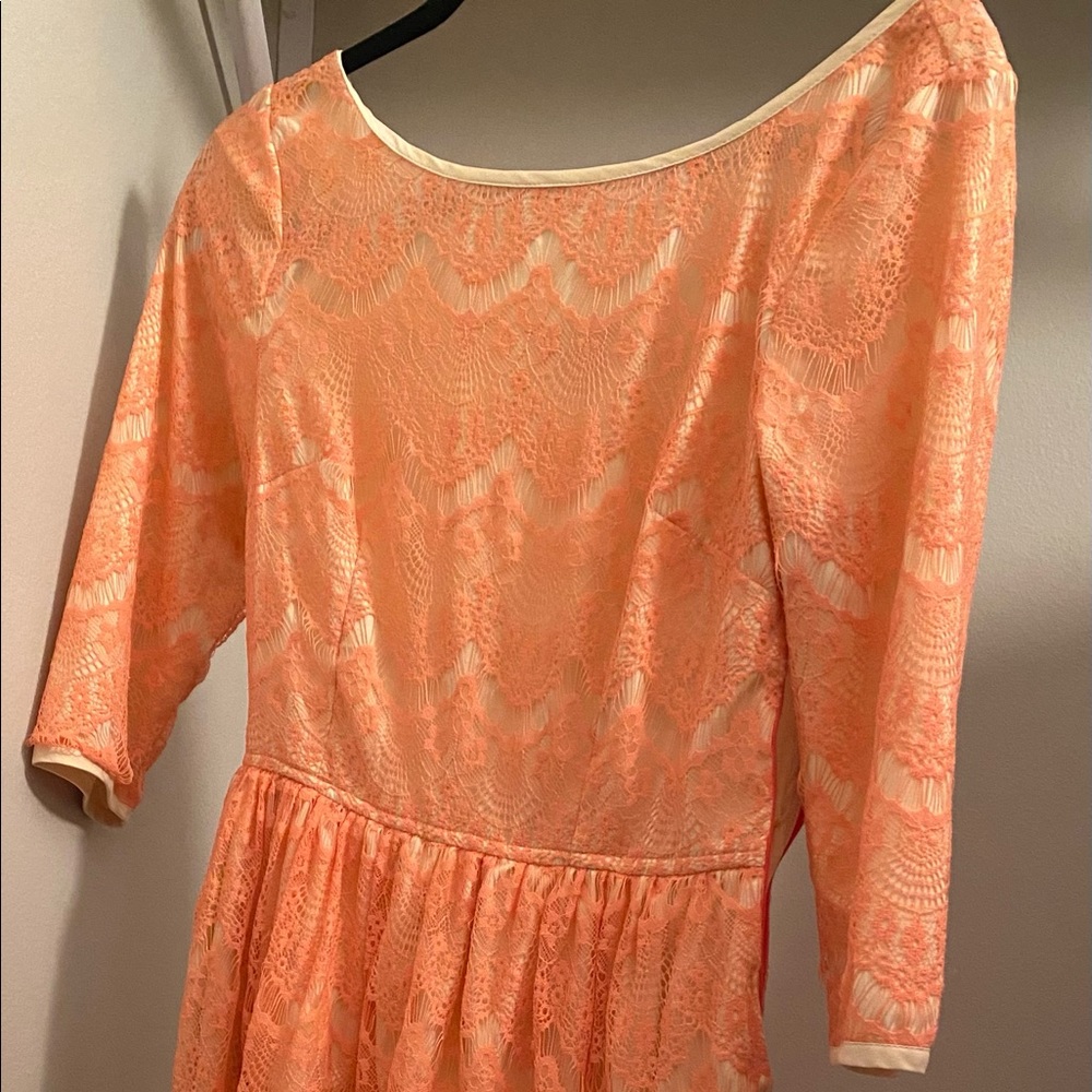 Eshakti custom midi dress. Lace. Size S